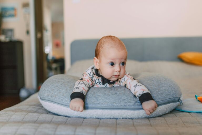 Newborn Baby Sitting Pillows